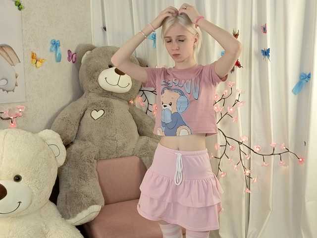 ViollaDream – webcam model profile photo