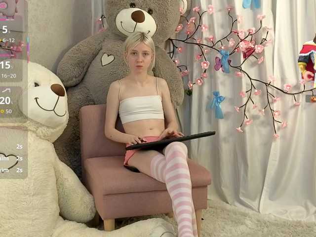 ViollaDream – webcam model profile photo