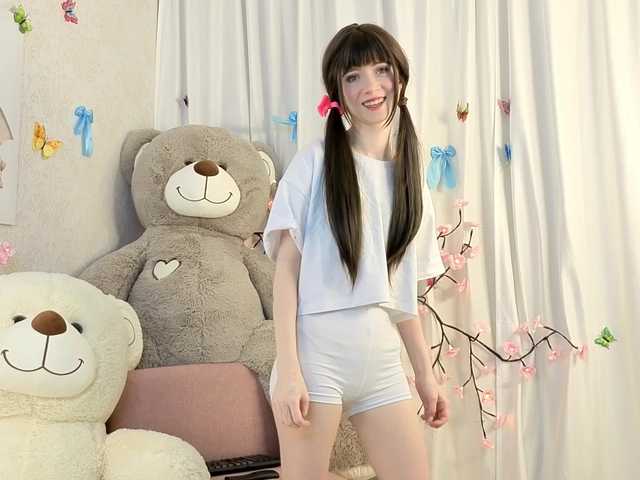 ViollaDream's BongaCams show and profile