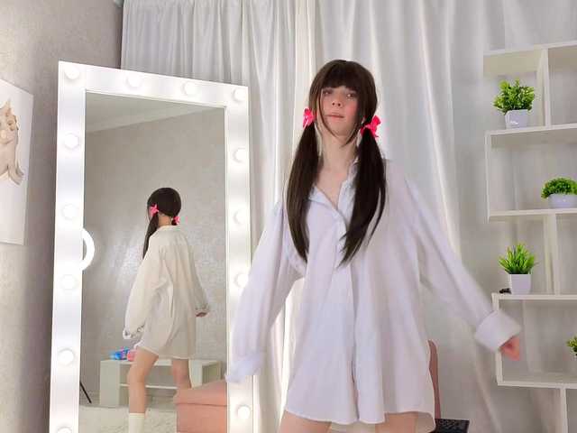 ViollaDream's BongaCams show and profile