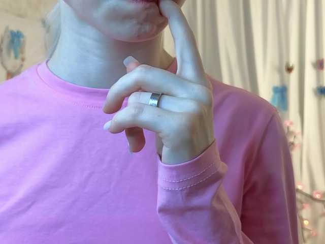 ViollaDream's BongaCams show and profile