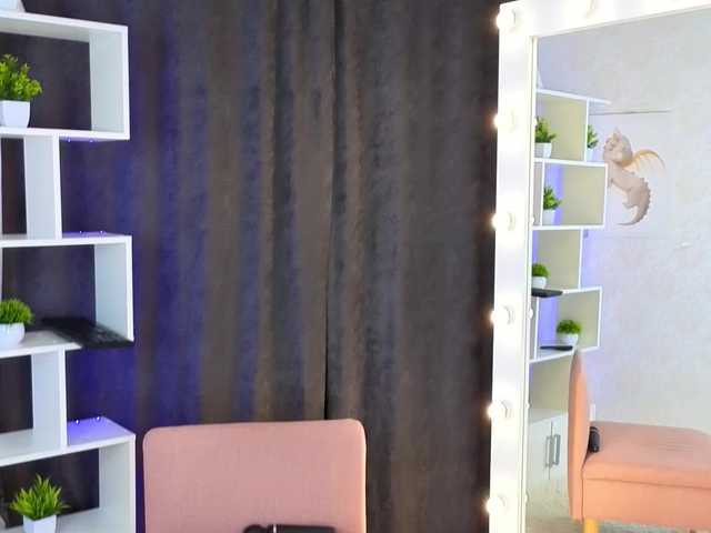 ViollaDream's BongaCams show and profile