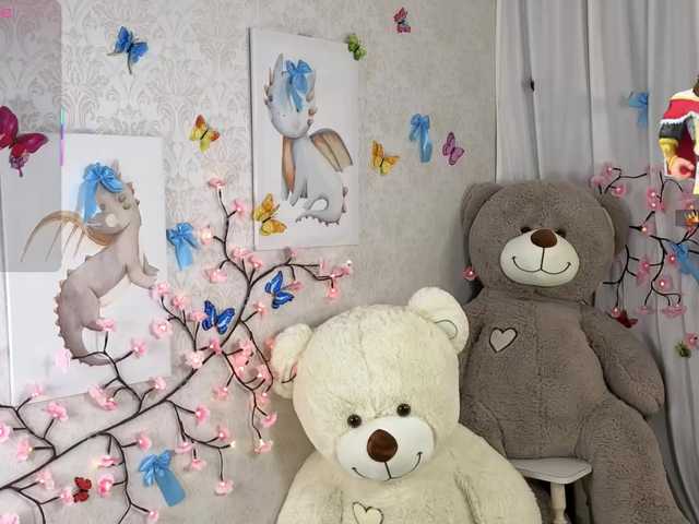 ViollaDream's BongaCams show and profile