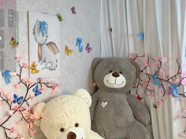 ViollaDream's BongaCams show and profile