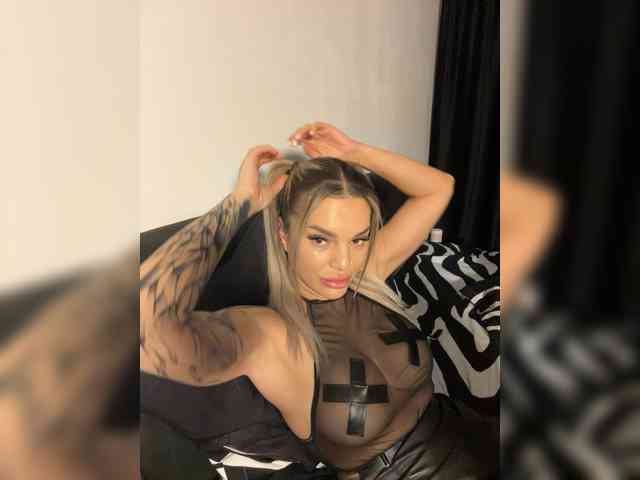 AmiraOfficialX AmiraOfficialX