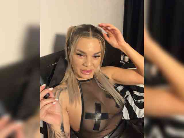 AmiraOfficialX AmiraOfficialX