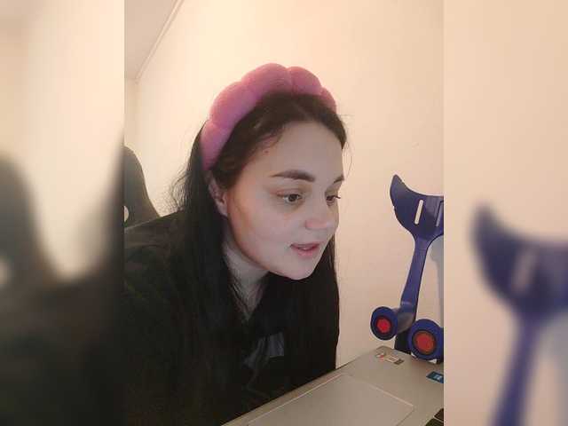 EulaSimmons's BongaCams show and profile