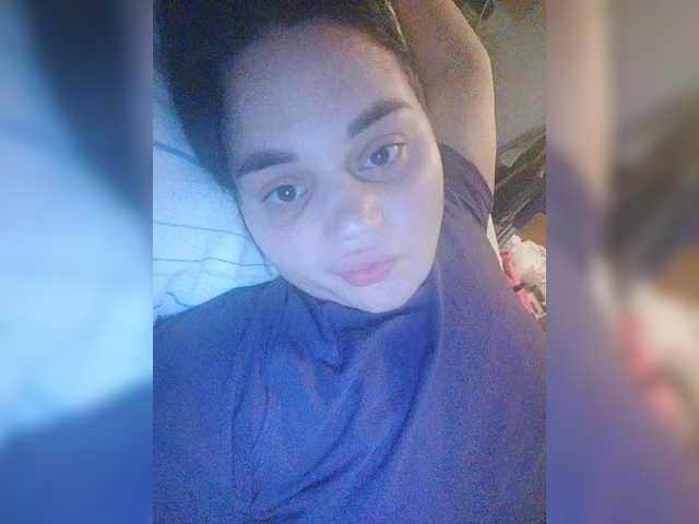 EulaSimmons live cam profile