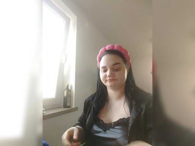 EulaSimmons's BongaCams show and profile