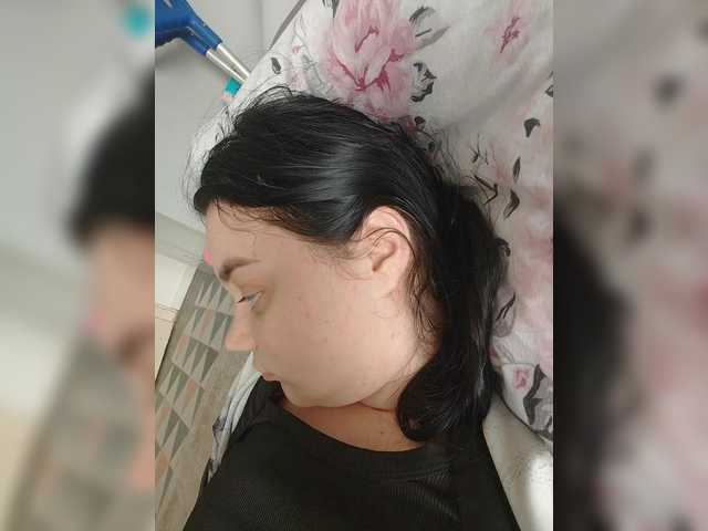 EulaSimmons's BongaCams show and profile