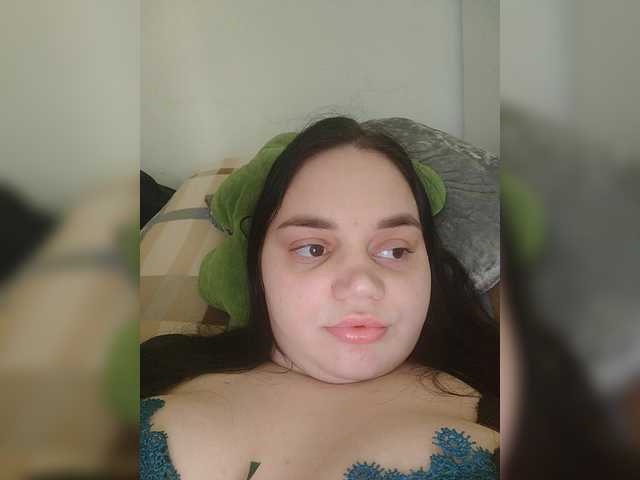 EulaSimmons's BongaCams show and profile