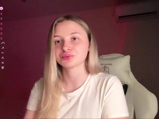 VictoriaMist Porn Show