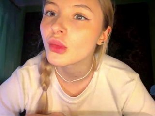 VictoriaMist Porn Show