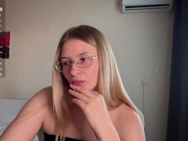 VictoriaMist's BongaCams show and profile