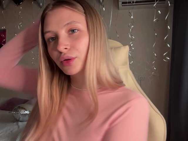 VictoriaMist's BongaCams show and profile