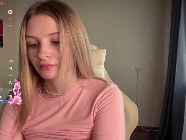 VictoriaMist's BongaCams show and profile