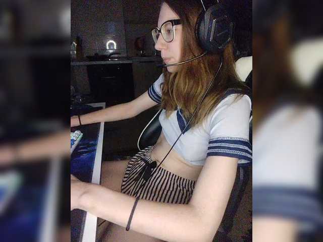 KittyMiracle's BongaCams show and profile