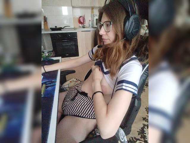 KittyMiracle's BongaCams show and profile