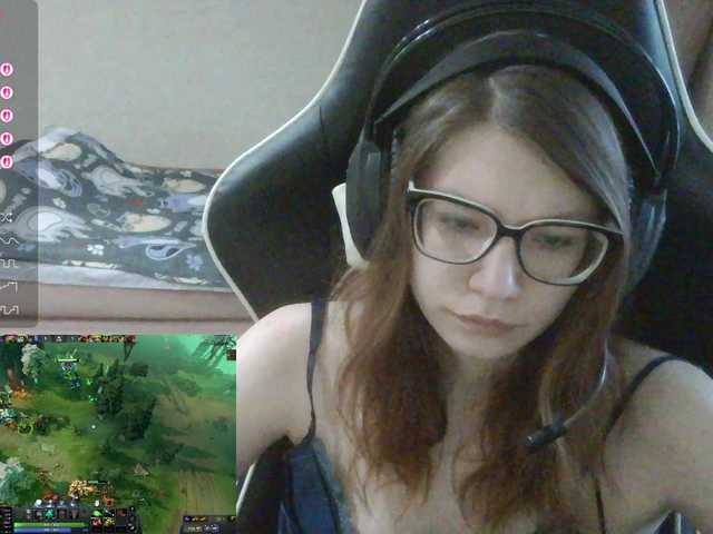 KittyMiracle's BongaCams show and profile