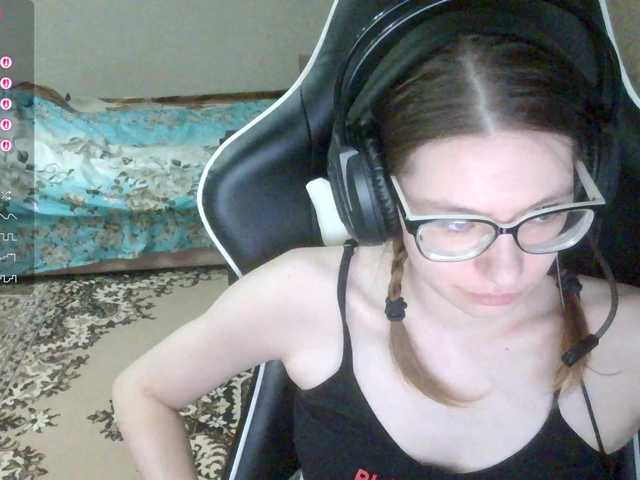 KittyMiracle's BongaCams show and profile