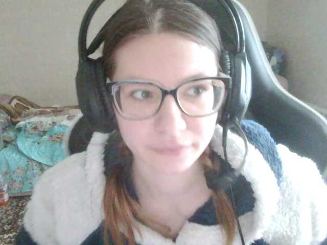 KittyMiracle's BongaCams show and profile