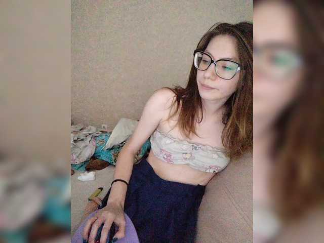 KittyMiracle's BongaCams show and profile