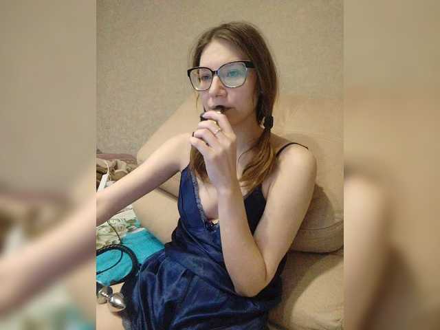 KittyMiracle's BongaCams show and profile