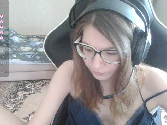 KittyMiracle's BongaCams show and profile