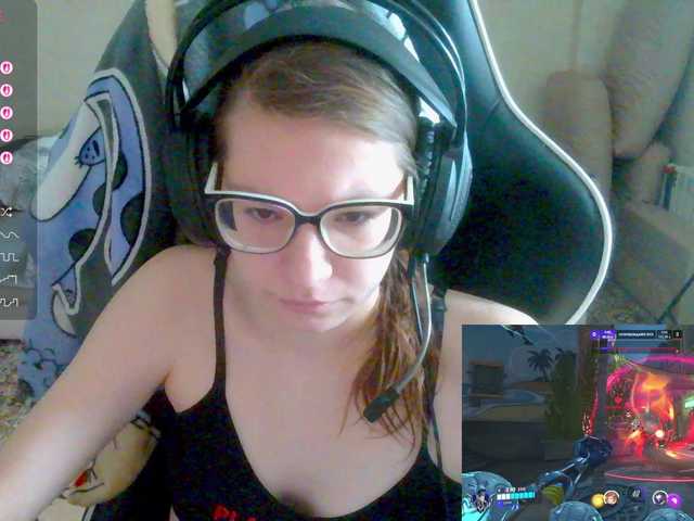 KittyMiracle's BongaCams show and profile