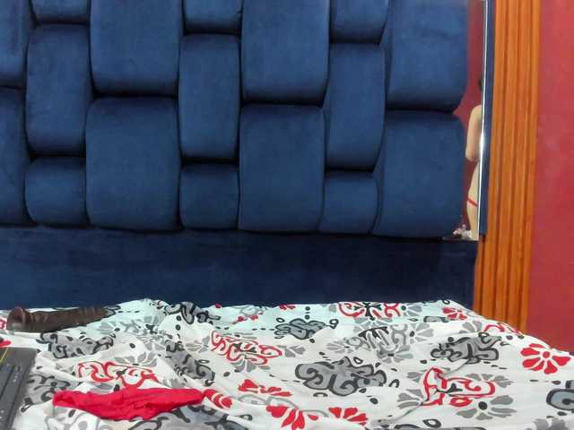 Jisooluv's BongaCams show and profile