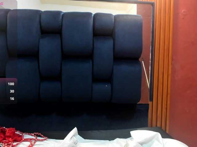 Jisooluv's BongaCams show and profile