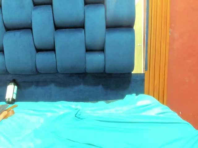 Jisooluv's BongaCams show and profile