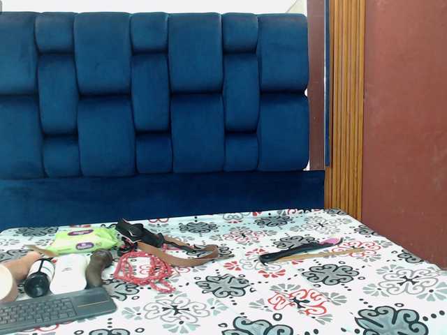 Jisooluv's BongaCams show and profile