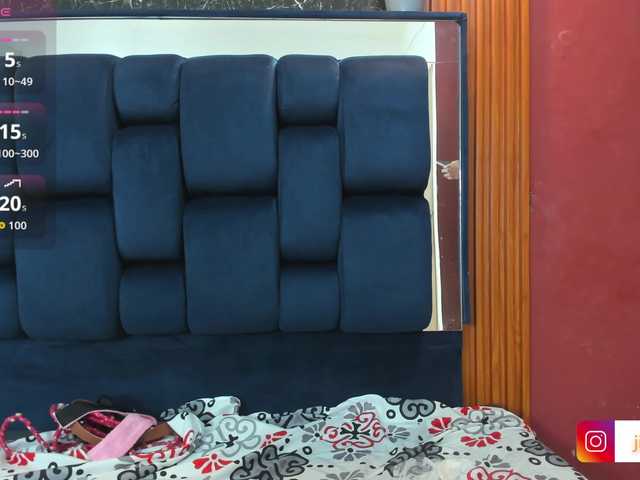 Jisooluv's BongaCams show and profile