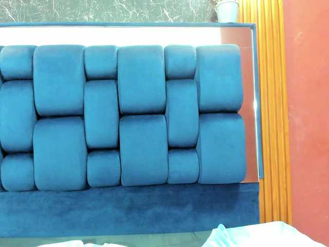 Jisooluv's BongaCams show and profile