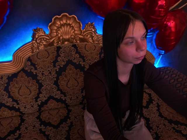 CalistaNoir's BongaCams show and profile