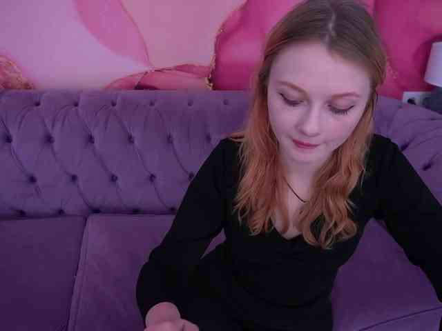 LilyGinger webcam
