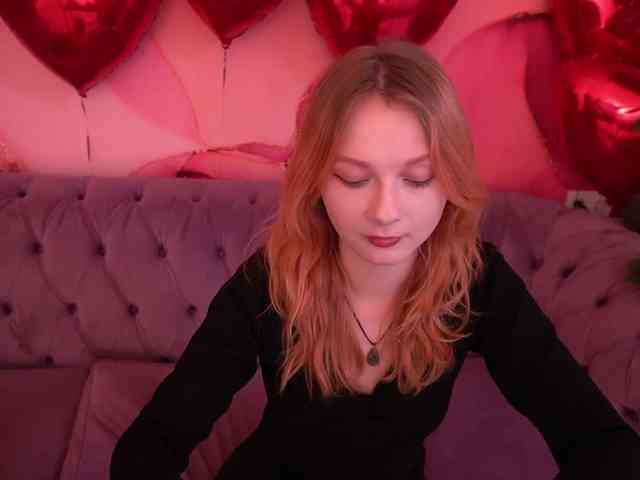 LilyGinger webcam