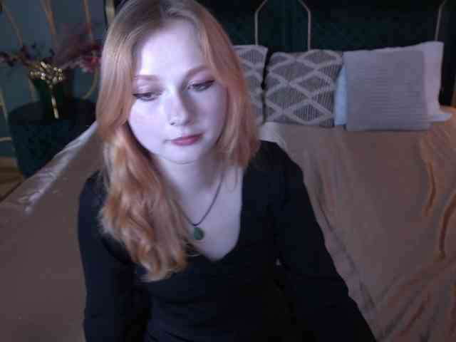 LilyGinger webcam