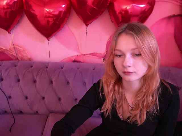 LilyGinger webcam