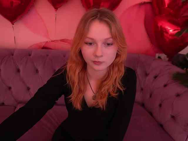 LilyGinger webcam