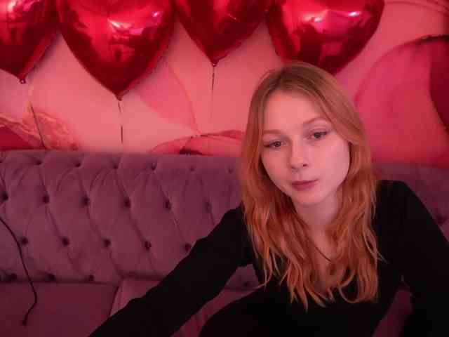 LilyGinger webcam