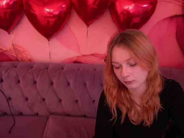 LilyGinger webcam