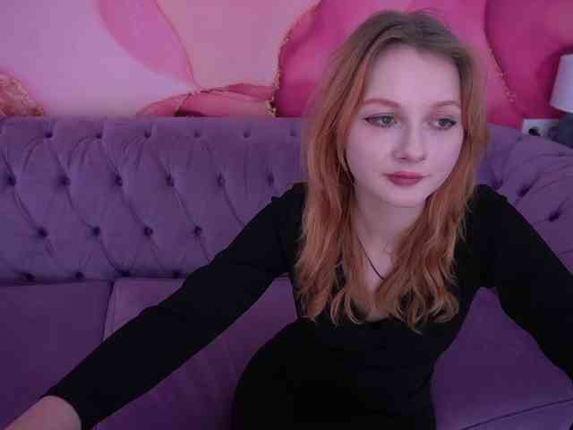 LilyGinger webcam