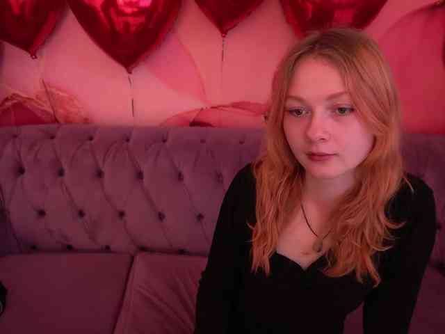 LilyGinger webcam