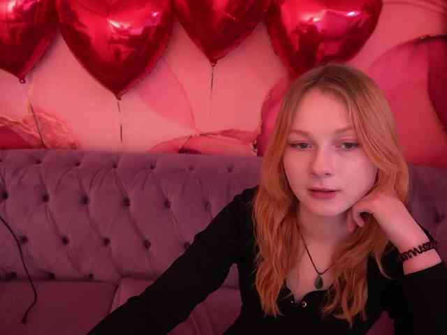 LilyGinger webcam