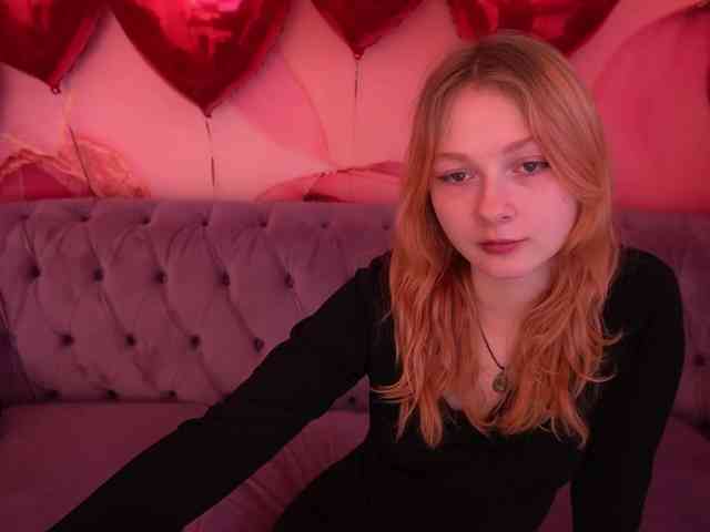 LilyGinger webcam