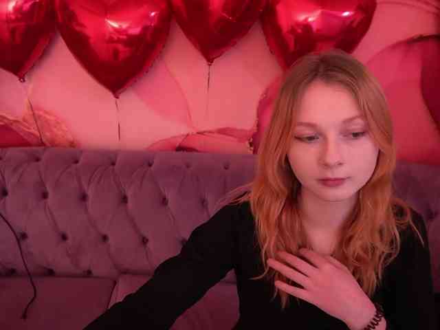 LilyGinger webcam