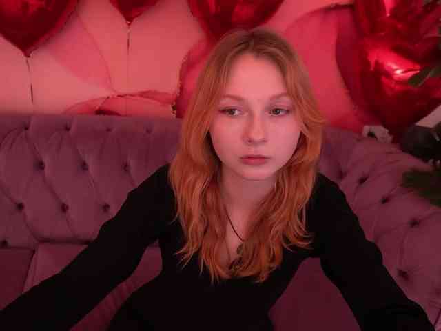 LilyGinger webcam