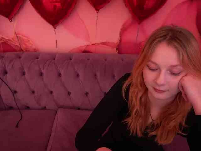 LilyGinger webcam